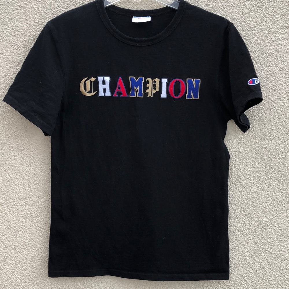 Worn once! - CHAMPION Appliqué Logo Heavyweight T-Shirt